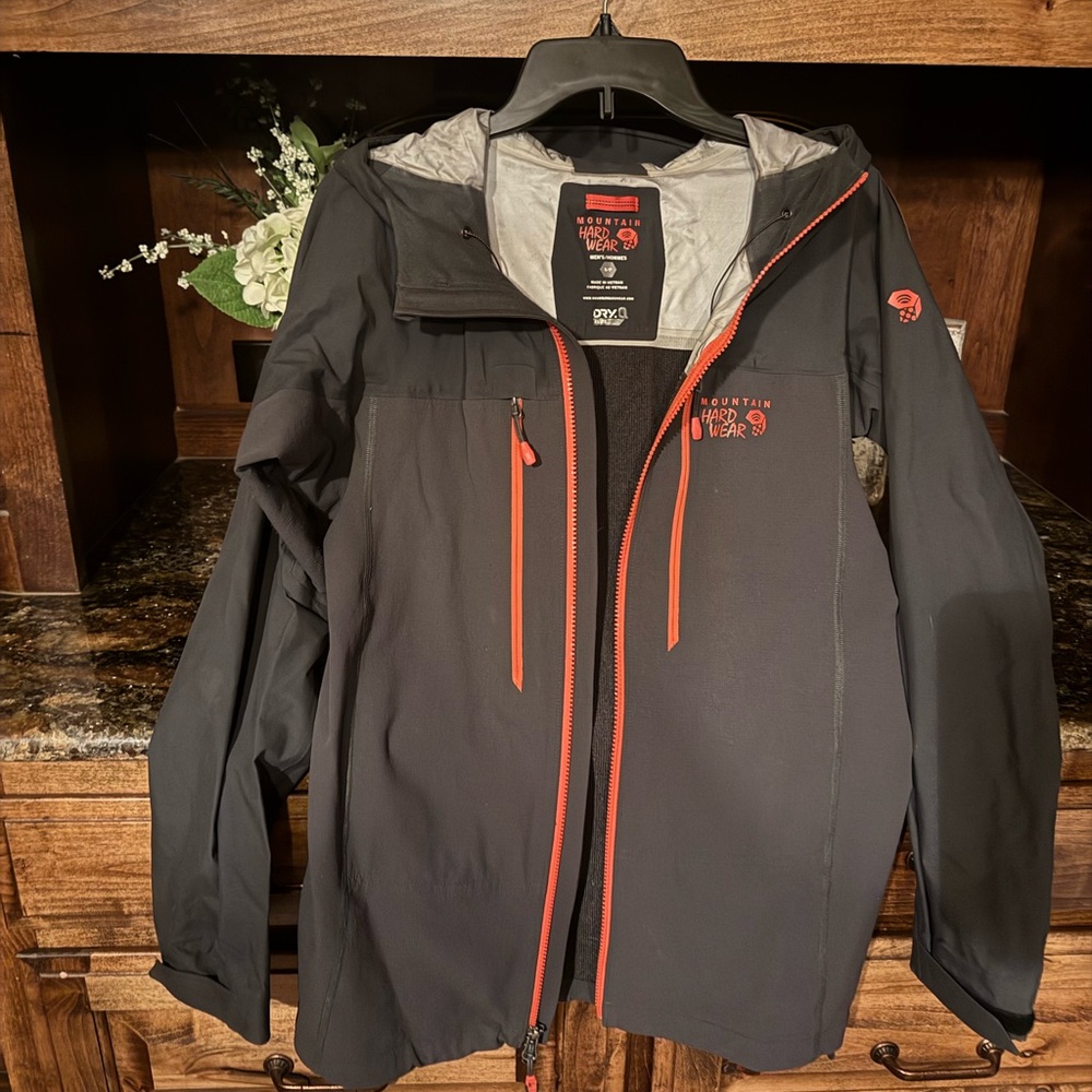 Mountain Hardwear Grey and Orange Performance Jacket with Hood